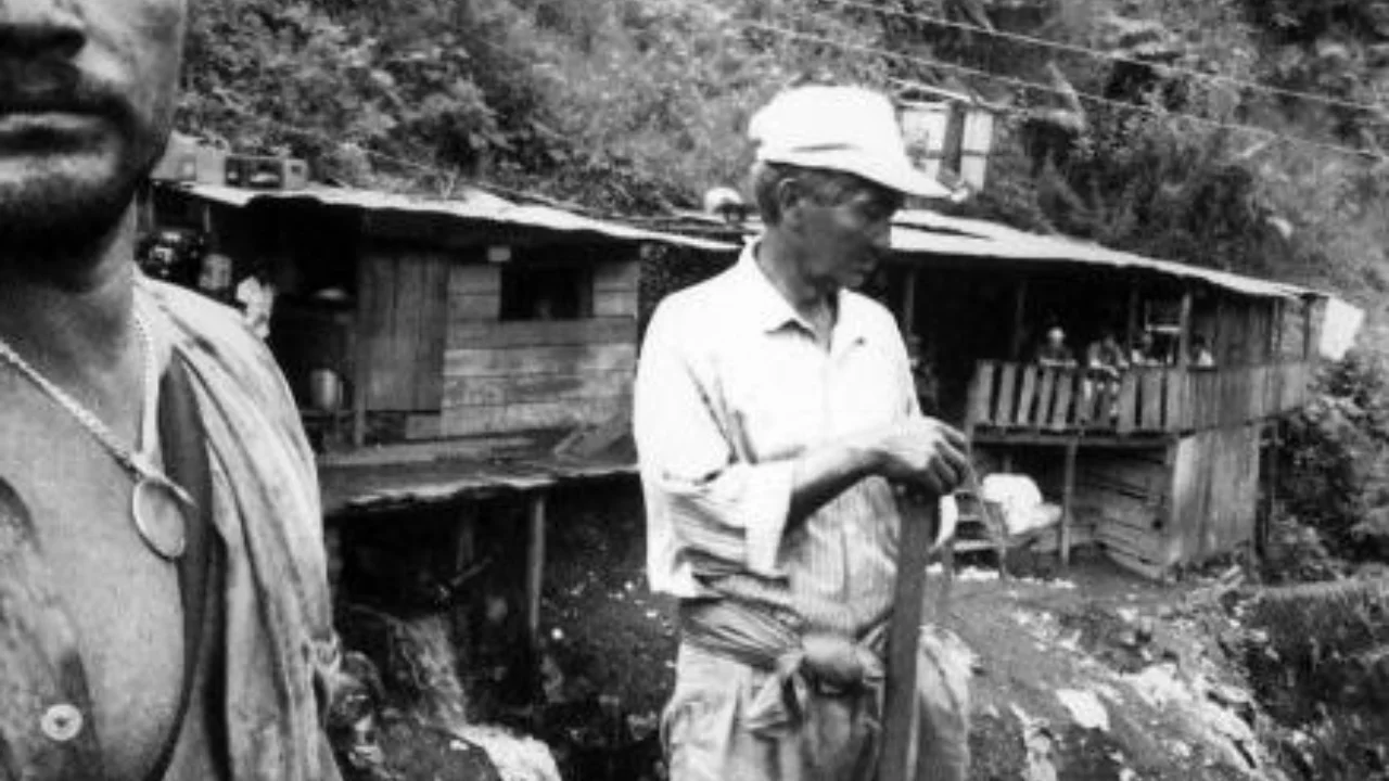 Historic photograph of Colombian emerald miners
